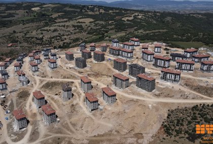 Bursa İli İnegöl İlçesi Karalar Mahallesi 805 Konut, 2 Adet Ticaret Merkezi, 1 Adet Cami İnşaatı ile Altyapı ve Çevre Düzenlemesi